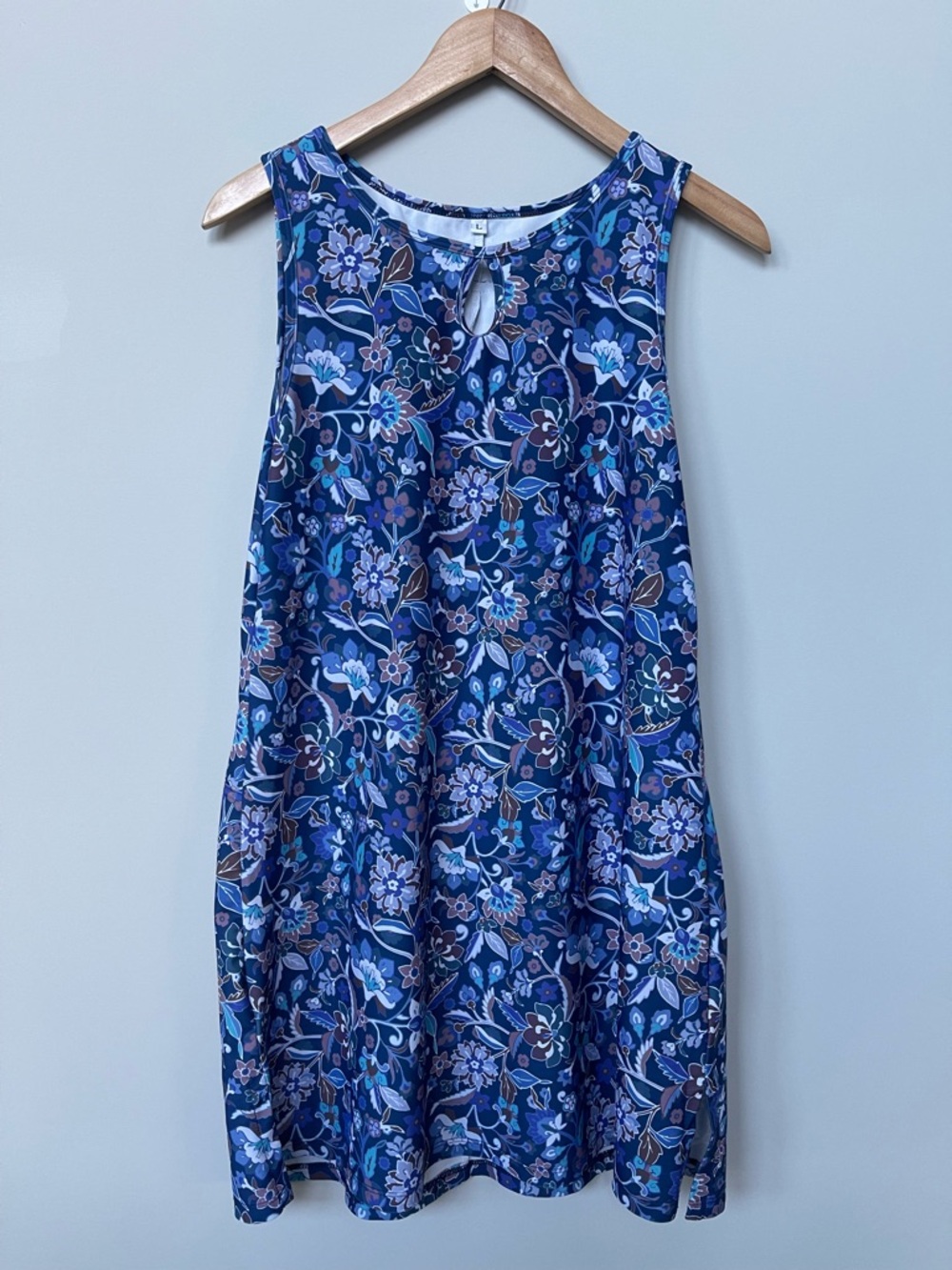 Nuu-Muu | Wonder Floral Performance Dress Back Pockets
Athleisure Hiking Gym